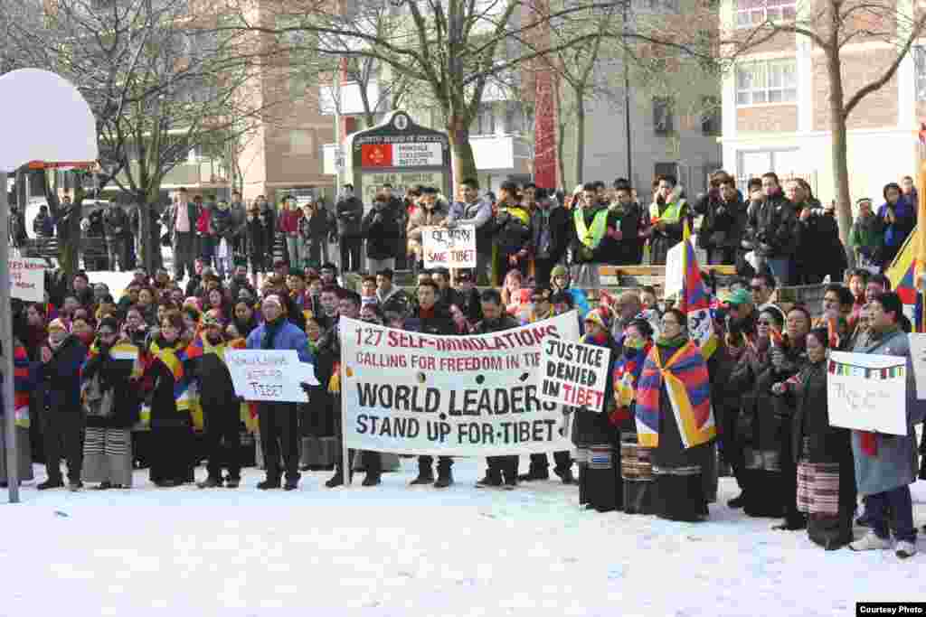 Toronto, Canada (Photo: Tenzing Gaychey)