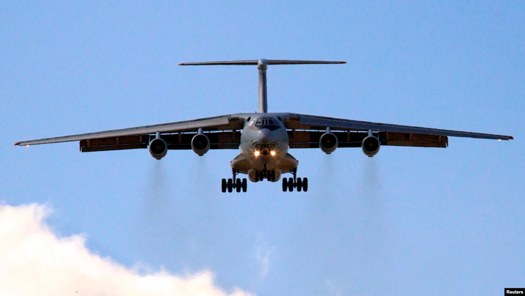 May bay IL-76 của Trung Quốc.