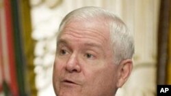 US Defense Secretary Robert Gates (file photo)