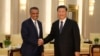 Dirjen WHO Tedros Adhanom Ghebreyesus (kiri) dan Presiden Xi jinping saat bertemu di Beijing, China, 28 Januari 2020.