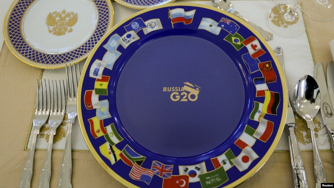 Piring berlogo G20 dalam jamuan makan malam di Constantine Palace, di Strelna, dekat St. Petersburg, 5 September 2013. (Foto: Reuters/arsip)