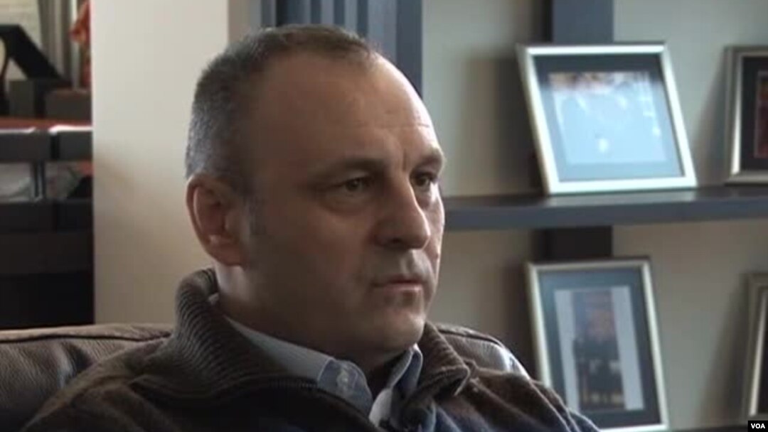 Slobodan Petrović uključen u prištinsku delegaciju u razgovorima sa Beogradom