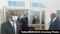 Martin Fayulu (g) na Adolphe Muzito (D) ya Lamuka nsima na masolo na Jean-Pierre Lacroix, kalaka mokonzi molandi ya ONU mpo na mambi ma kimya, na Kinshasa, 14 décembre 2020, (Twitter/MONUSCO) 