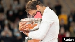 Rafael Nadal posle pobede u finalu Rolan Garosa (Foto: Reuters/Susan Mullane-USA TODAY Sports)