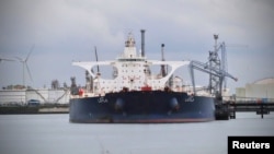A handout image shows the oil tanker Layla in Rotterdam, Netherlands, October 25, 2020.     Peter Heiden/Handout via REUTERS    THIS IMAGE HAS BEEN SUPPLIED BY A THIRD PARTY. MANDATORY CREDIT. NO RESALES. NO ARCHIVES.