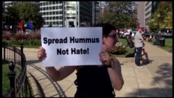 Muslim di Rantau: Aksi Damai 'Spread Hummus Not Hate'