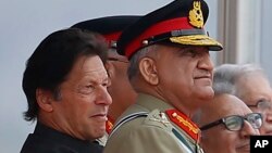 د پاکستان حکومت غواړي چې جنرال باجوه دې درې کاله نور هم په خپلې دندې پاتې شي