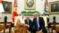  Дональд Трамп и эмир Кувейта Сабах аль-Ахмед аль-Джабер ас-Сабах
