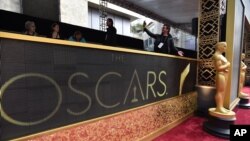 An Academy Award statuette is seen on display at Oscars at the Dolby Theatre in Los Angeles, Feb. 28, 2016.