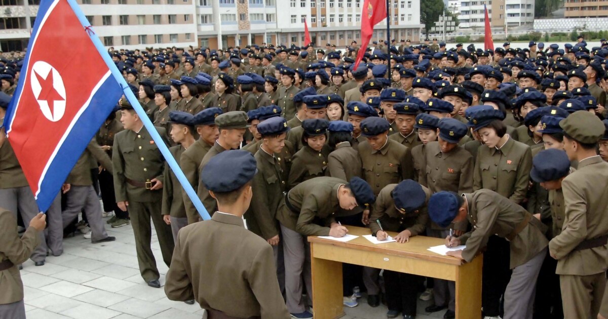 日本軍，古銅製香爐，「帝國軍人入後援會朝鮮本部」在銘，高9cm 日本軍，古銅製香爐，「帝國軍人入後援會朝鮮本部」在銘，高9cm