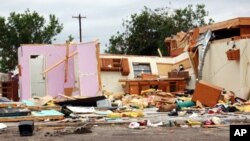 德克萨斯州达拉斯4月3号中午遭遇龙卷风袭击