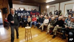 Republican presidential candidate, Ohio Gov. John Kasich speaks during a campaign stop, Feb. 2, 2016, in Newbury, New Hampshire. 