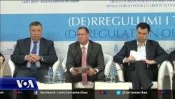 Tiranë, forum ekonomik me përfaqësues të biznesit dhe politikës