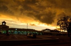 Awan badai berkumpul saat Badai Tropis Dorian bergerak menuju Paroki St. Michael, Barbados, Senin, 26 Agustus 2019. (Foto: AP)