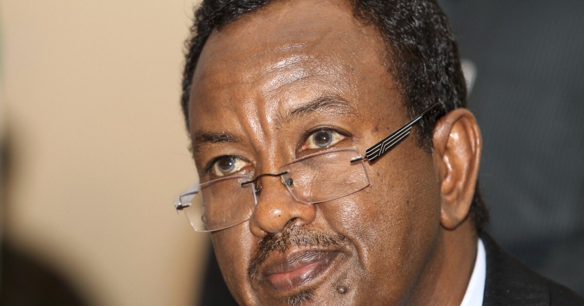 Uchlik uchun ogzaki jinsiy aloqa pozitsiyalari L Haqiqiy qamoqxona porno