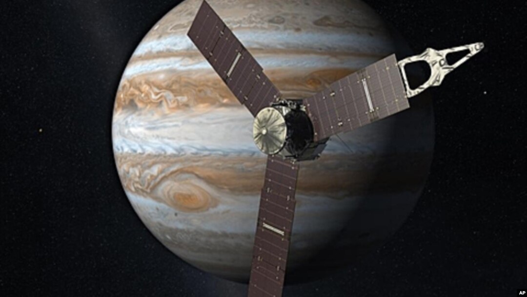 Sketsa gambar pesawat Juno dan planet Yupiter (foto: dok). 