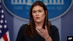 Sarah Huckabee Sanders, Sekretaris Pers Gedung Putih (foto: dok). 