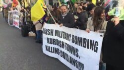 Londra'da Başbakan Davutoğlu Aleyhinde Protesto Gösterisi