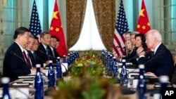 조 바이든 미국 대통령과 시진핑 중국 국가주석이 15일 캘리포니아주 우드사이드에서 회담했다.