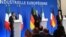 Dari kiri: Menteri Ekonomi Jerman, Prancis, dan Italia bertemu di Paris pada hari Senin (8/4) untuk membahas kebijakan industri Uni Eropa.