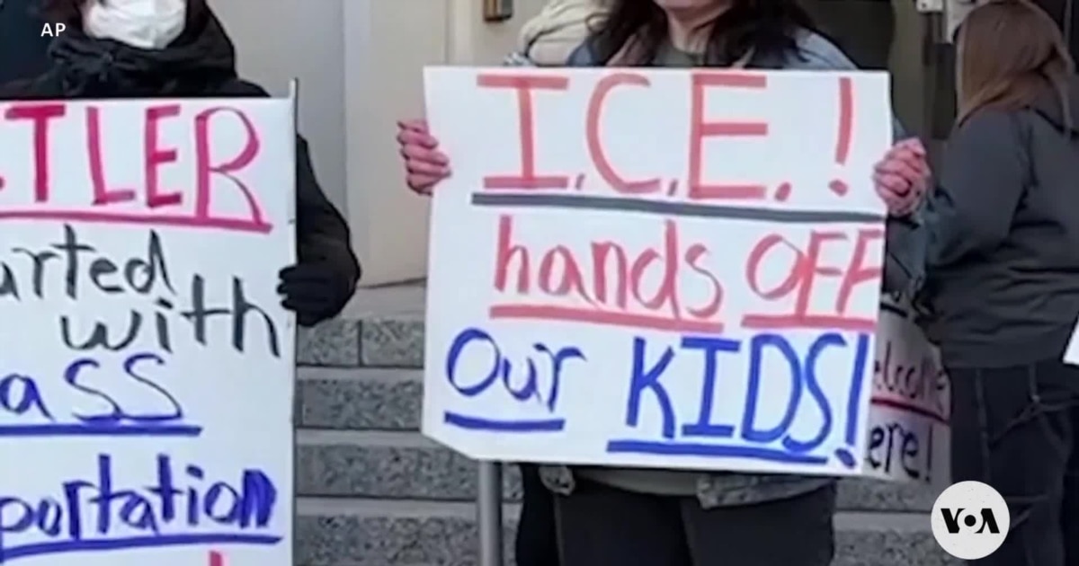 Oklahoma state school board wants to register students’ immigration status
