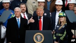 El presidente de EE.UU., Donald Trump, habla durante un evento en la Casa Blanca en Washington para la firma del nuevo tratado de libre comercio con México y Canadá el miércoles, 29 de enero de 2020.