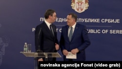 Predsednik Aleksandar Vučić sa predsedavajućim Predsedništva BiH Miloradom Dodikom, Foto: video grab