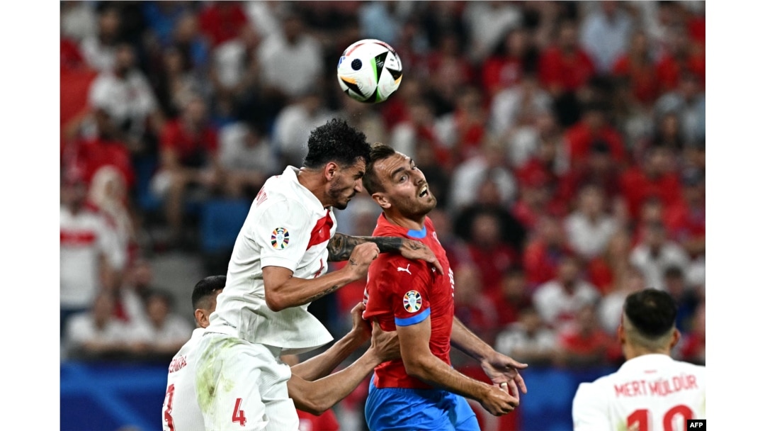 Maçta Türkiye’nin ilk golünü 51. dakikada Hakan Çalhanoğlu atarken, Çek Cumhuriyeti 66. dakikada Tomas Soucek’in attığı golle karşılık verdi.