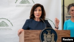 Gubernur New York Kathy Hochul