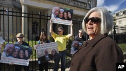 Judy Gross agradeció la intervención de los senadores
para lograr la liberación de su esposo, quien se encuentra mal de salud.