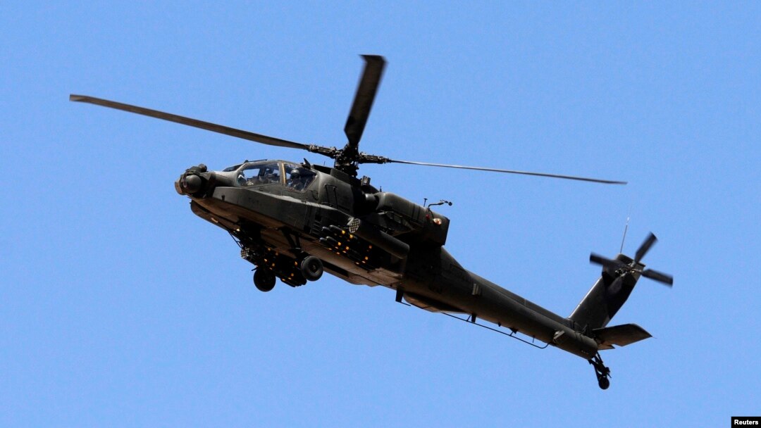 Helikopter militer Mesir di bagian timur laut Semenanjung Sinai, dekat perbatasan antara Mesir dan Jalur Gaza. (Foto: Dok)