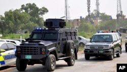 An armored car carrying Mohammad Safdar, son-in-law of former prime minister Nawaz Sharif, arrives to a court in Islamabad, July 9, 2018.