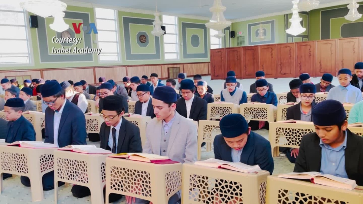 Belajar Agama Islam di Pondok Pesantren “Isabet Academy”, di Levittown