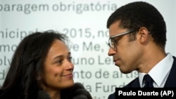 Isabel dos Santos et son mari Sindika Dokolo à Porto, au Portugal, le 5 mars 2015. (AP Photo/Paulo Duarte)