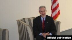 Stephen M. Schwartz 