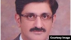نوي نومول شوي اعلی وزیر مرادعلي شاه سره دا وخت د خزانې وزارت په لاس کې دی . د هغه پلار عبدالله شاه هم د صوبې اعلی وزیر پاتې شوی ؤ .