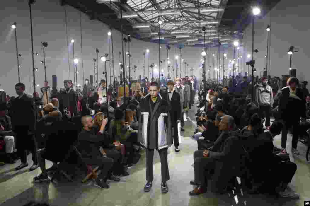 Models wear creations for the Lanvin men&#39;s Fall-Winter 2018/2019 fashion collection presented in Paris, France.