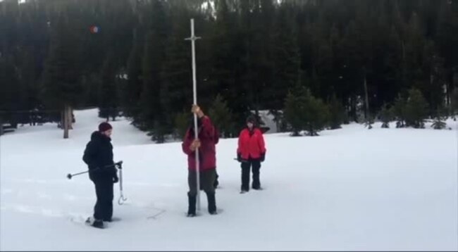 Рекордни снежни врнежи во Калифорнија, спас за сушата во оваа сојузна држава