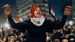 Slavlje na Trgu Tahrir, u Kairu, nakon objave ostavke Hosnija Mubaraka