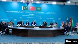 Hevparên Peymana Mekka a Berevaniyê li Stenbol. 