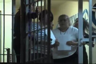 Hispana-estadounidense queda en libertad