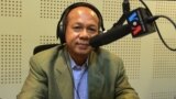 Ok Serei Sopheak, a Cambodian governance specialist, on “Hello VOA Good Governance” show in Phnom Penh, Monday, November 23, 2015. (Lim Sothy/VOA Khmer) 