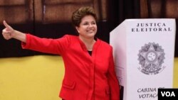 Al reanudar su campaña electoral, Rousseff dijo que está sufriendo “en la piel una de las campañas más calumniosas”.