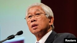 볼테르 가즈민 필리핀 국방장관 (자료사진)