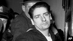 Los investigadores tenían dudas sobre la autoría del último asesinato atribuido a Albert DeSalvo, que entre 1962 y 1964 mató a 11 mujeres en la zona de Boston..