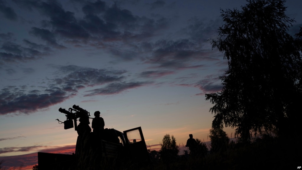 Rusia thotë se rrëzoi 150 dronë ukrainas