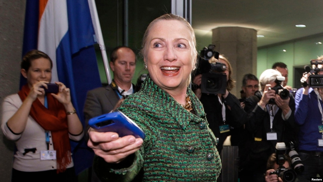 Hillary Clinton menggunakan email pribadi saat masih menjabat sebagai Menlu AS (foto: dok).