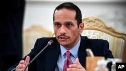 Perdana Menteri Qatar, Sheikh Mohammed bin Abdulrahman bin Jassim Al-Thani, hadir dalam sebuah kesempatan di Rusia saat masih menjabat sebagai Menteri Luar Negeri Qatar pada 11 September 2021. (Foto: Alexander Nemenov/Pool Foto via AP)