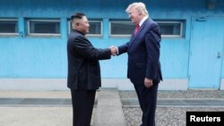 Kuzey Kore Lideri Kim Jong UN ve Amerika Başkanı Donald Trump