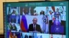 El presidente de Rusia, Vladimir Putin, participa en una video conferencia durante la cumbre del G-20 el 21 de noviembre de 2020, desde la residencia Novo-Ogaryovo en las afueras de Moscú.